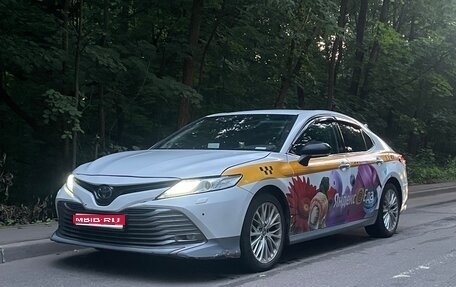 Toyota Camry, 2020 год, 1 880 000 рублей, 1 фотография