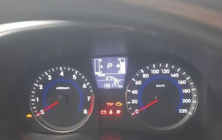 Hyundai Solaris II рестайлинг, 2014 год, 850 000 рублей, 4 фотография