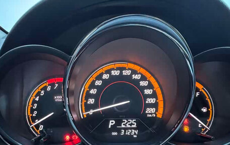 Toyota Yaris XP150 рестайлинг, 2023 год, 1 150 000 рублей, 4 фотография