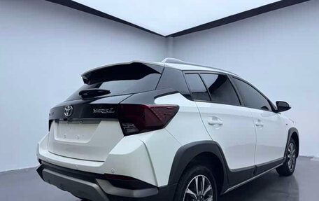 Toyota Yaris XP150 рестайлинг, 2023 год, 1 150 000 рублей, 5 фотография