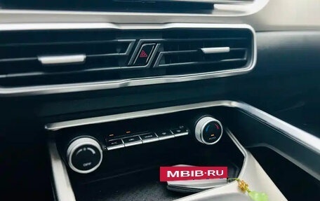 Geely Coolray I, 2023 год, 1 410 005 рублей, 10 фотография