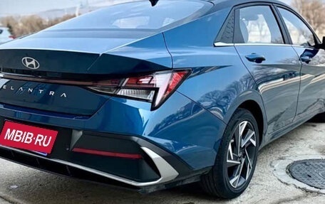 Hyundai Elantra, 2023 год, 1 490 000 рублей, 6 фотография