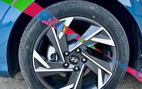 Hyundai Elantra, 2023 год, 1 490 000 рублей, 9 фотография