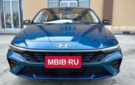 Hyundai Elantra, 2023 год, 1 490 000 рублей, 2 фотография