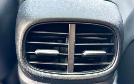 Hyundai Elantra, 2023 год, 1 490 000 рублей, 18 фотография