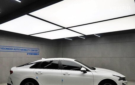 KIA K5, 2022 год, 1 680 000 рублей, 2 фотография