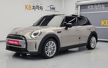 MINI Hatch, 2021 год, 1 720 006 рублей, 1 фотография