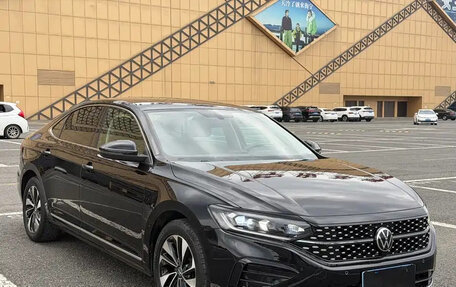 Volkswagen Passat B8 рестайлинг, 2022 год, 1 900 000 рублей, 3 фотография
