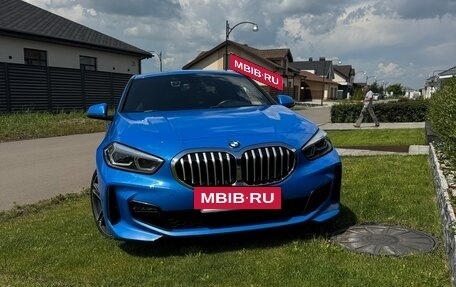BMW 1 серия, 2019 год, 3 050 000 рублей, 2 фотография