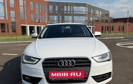 Audi A4, 2015 год, 1 680 000 рублей, 10 фотография