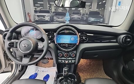 MINI Hatch, 2021 год, 1 720 006 рублей, 10 фотография