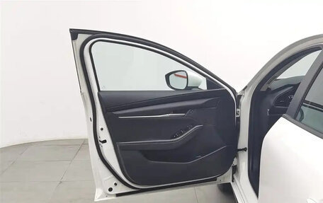 Mazda 3, 2022 год, 1 599 000 рублей, 13 фотография