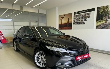 Toyota Camry, 2019 год, 2 900 000 рублей, 3 фотография