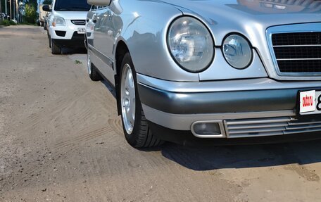 Mercedes-Benz E-Класс, 1996 год, 650 000 рублей, 9 фотография