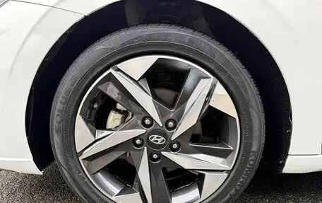 Hyundai Elantra, 2022 год, 1 220 000 рублей, 24 фотография