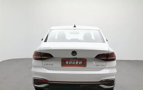 Volkswagen Lavida, 2023 год, 1 369 000 рублей, 4 фотография