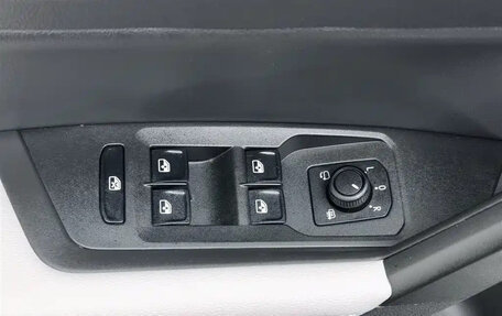 Volkswagen Lavida, 2023 год, 1 369 000 рублей, 12 фотография