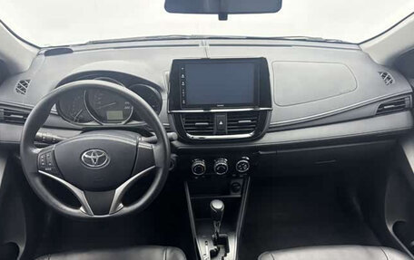 Toyota Vios III, 2022 год, 1 260 000 рублей, 7 фотография