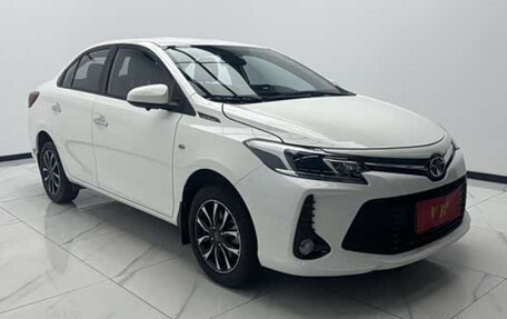 Toyota Vios III, 2022 год, 1 260 000 рублей, 3 фотография