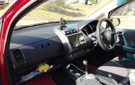 Honda Fit III, 2003 год, 290 000 рублей, 3 фотография