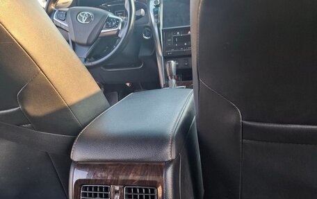Toyota Camry, 2017 год, 2 050 000 рублей, 8 фотография