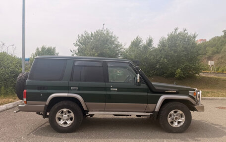 Toyota Land Cruiser 70, 2001 год, 2 600 000 рублей, 5 фотография