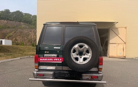 Toyota Land Cruiser 70, 2001 год, 2 600 000 рублей, 3 фотография