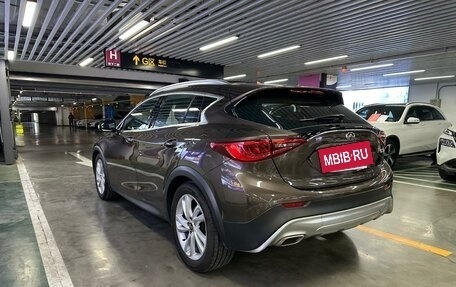 Infiniti QX30, 2018 год, 1 240 000 рублей, 4 фотография