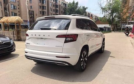 Skoda Karoq I, 2022 год, 2 052 000 рублей, 6 фотография