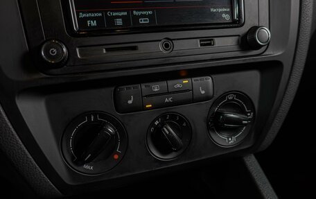 Volkswagen Jetta VI, 2015 год, 1 199 000 рублей, 14 фотография