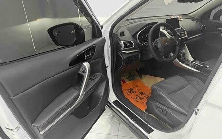 Mitsubishi Eclipse Cross, 2022 год, 1 490 000 рублей, 7 фотография