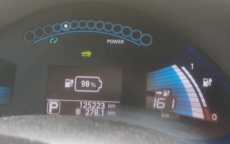 Nissan Leaf I, 2012 год, 650 000 рублей, 8 фотография