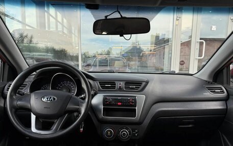 KIA Rio III рестайлинг, 2015 год, 720 000 рублей, 10 фотография