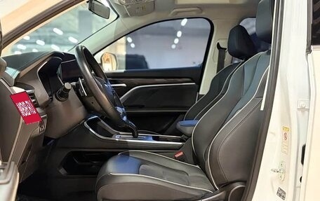 Haval H6, 2022 год, 1 300 000 рублей, 7 фотография