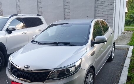 KIA Rio III рестайлинг, 2015 год, 995 000 рублей, 1 фотография