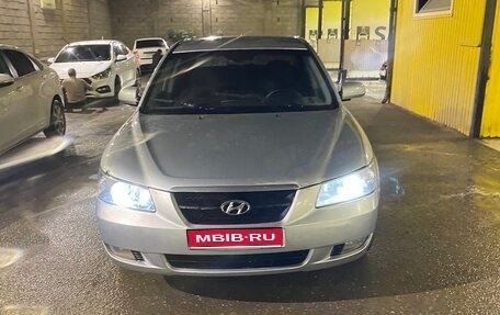 Hyundai Sonata VI, 2007 год, 500 000 рублей, 1 фотография