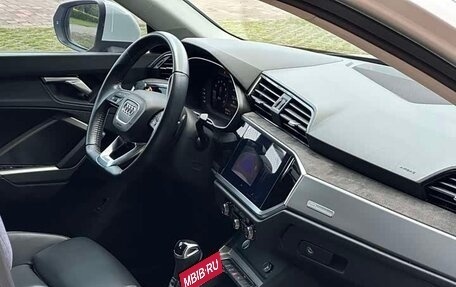 Audi Q3, 2019 год, 1 600 000 рублей, 11 фотография