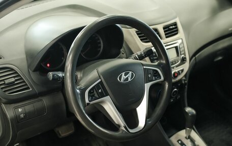 Hyundai Solaris II рестайлинг, 2011 год, 750 000 рублей, 11 фотография