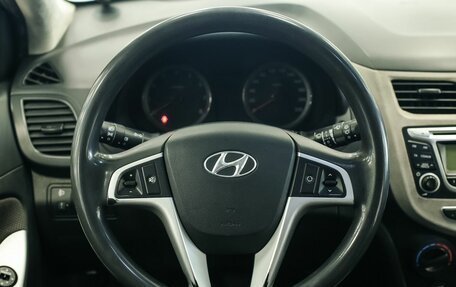 Hyundai Solaris II рестайлинг, 2011 год, 750 000 рублей, 12 фотография