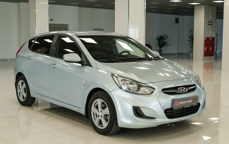 Hyundai Solaris II рестайлинг, 2011 год, 750 000 рублей, 3 фотография