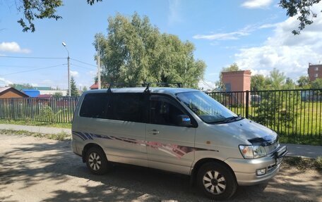 Toyota Town Ace III, 1998 год, 650 000 рублей, 2 фотография