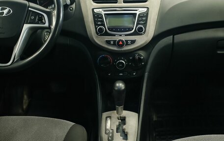Hyundai Solaris II рестайлинг, 2011 год, 750 000 рублей, 15 фотография