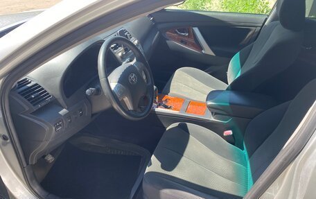 Toyota Camry, 2008 год, 1 170 000 рублей, 7 фотография