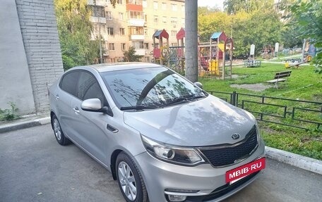 KIA Rio III рестайлинг, 2015 год, 995 000 рублей, 2 фотография