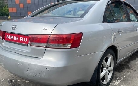 Hyundai Sonata VI, 2006 год, 450 000 рублей, 7 фотография