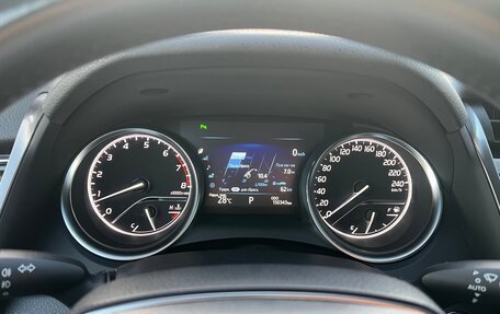 Toyota Camry, 2019 год, 2 640 000 рублей, 6 фотография