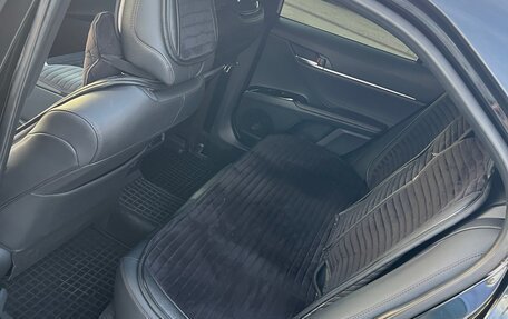 Toyota Camry, 2019 год, 2 640 000 рублей, 7 фотография