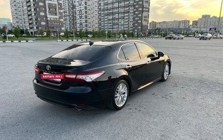 Toyota Camry, 2019 год, 2 640 000 рублей, 3 фотография