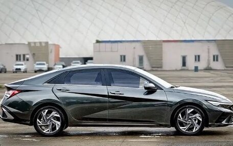 Hyundai Elantra, 2023 год, 1 570 000 рублей, 7 фотография