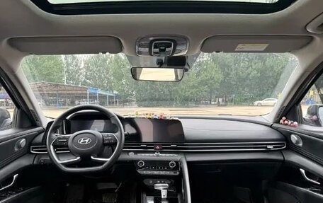 Hyundai Elantra, 2023 год, 1 570 000 рублей, 9 фотография